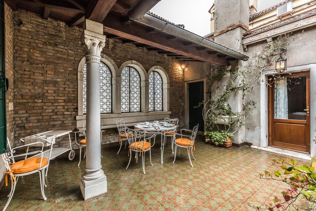 Apartment Ca' Affresco 2 *